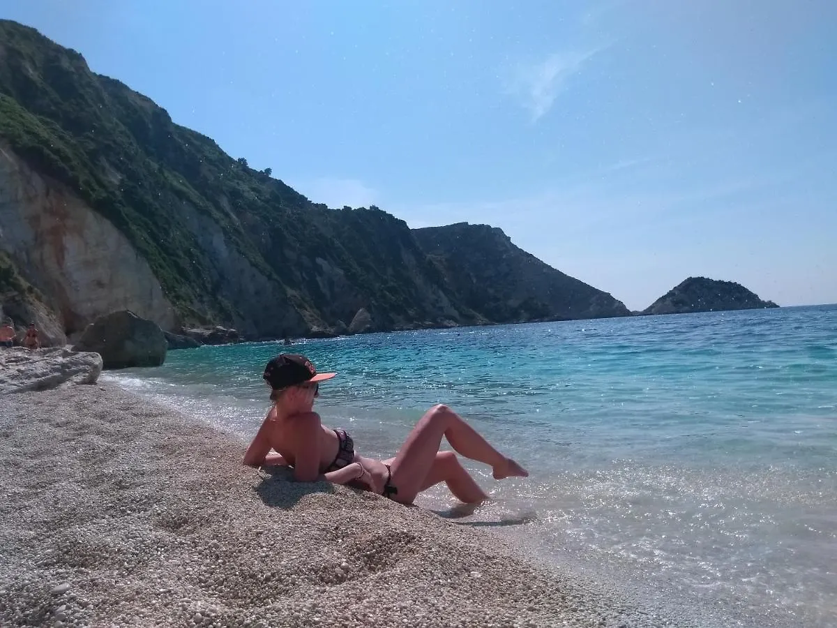 Kefalonia Apartments - Marias Studios In Spartia